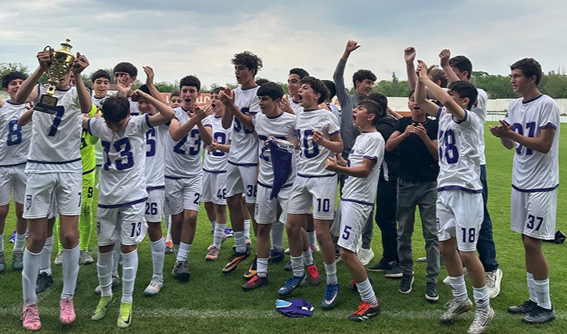 Noah 11 crowned champions of the Armenia U-15 Cup