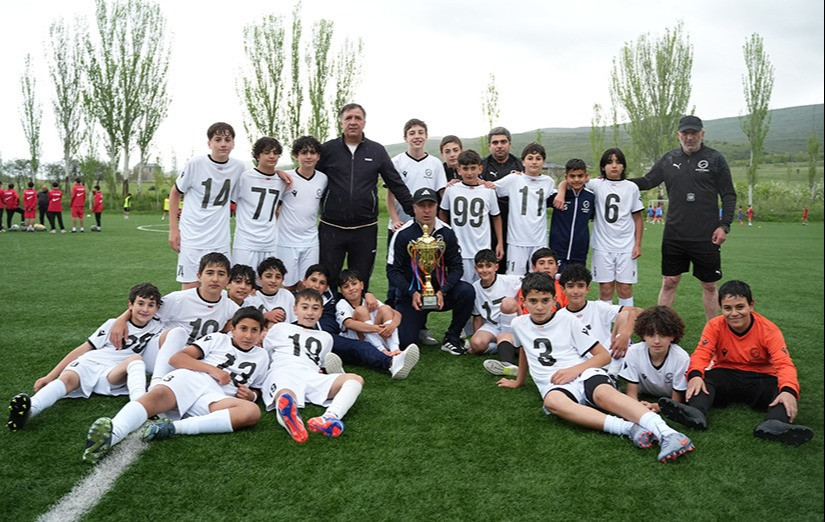 Ararat-Armenia-13 win the Armenian U-13 Cup