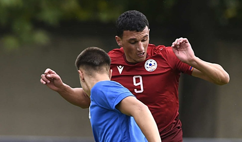 M-19: The national teams of Armenia and Estonia exchanged one goal each