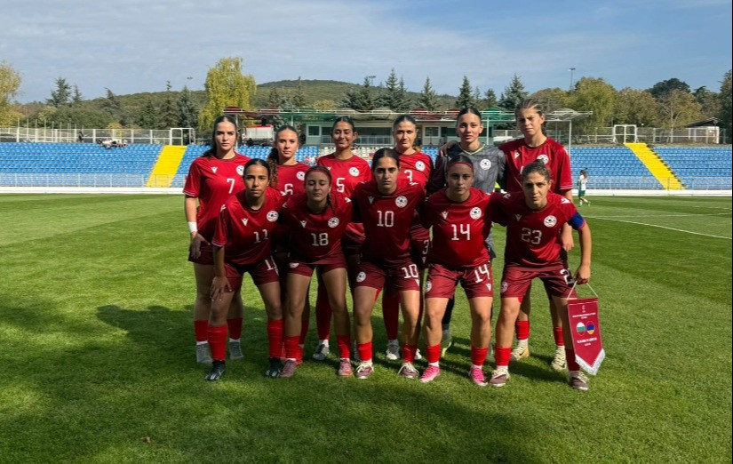 Armenia women's U-19 team defeat to Bulgaria