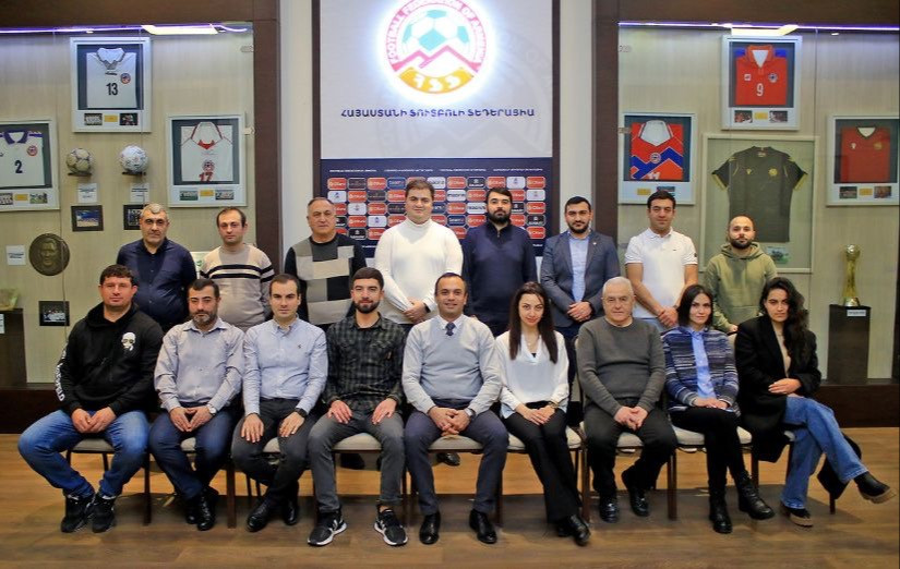 Состоялся семинар-встреча ФФА с представителями клубов, ответственных за лицензирование